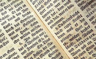 background-2956789_640